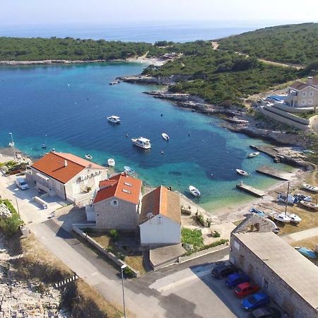Apartment Karuza Rukavac Vis Eksteriør bilde