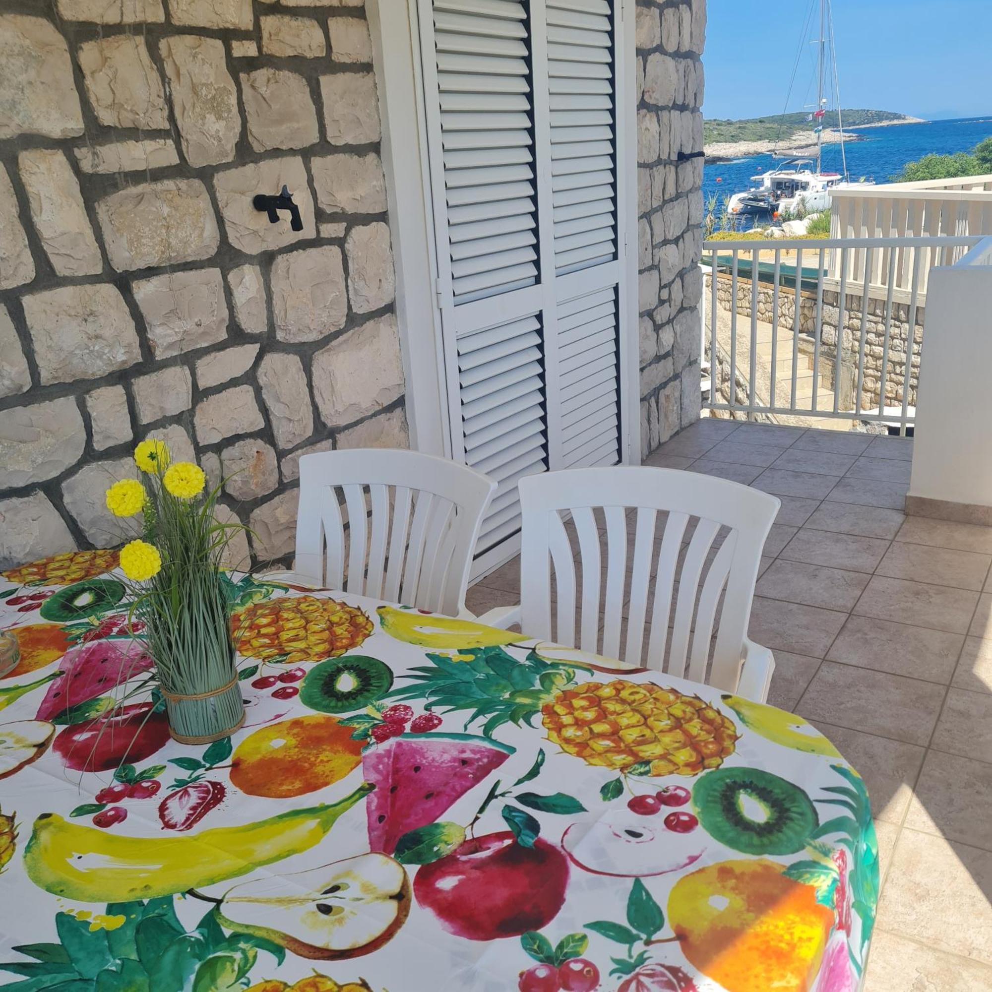 Apartment Karuza Rukavac Vis Rom bilde
