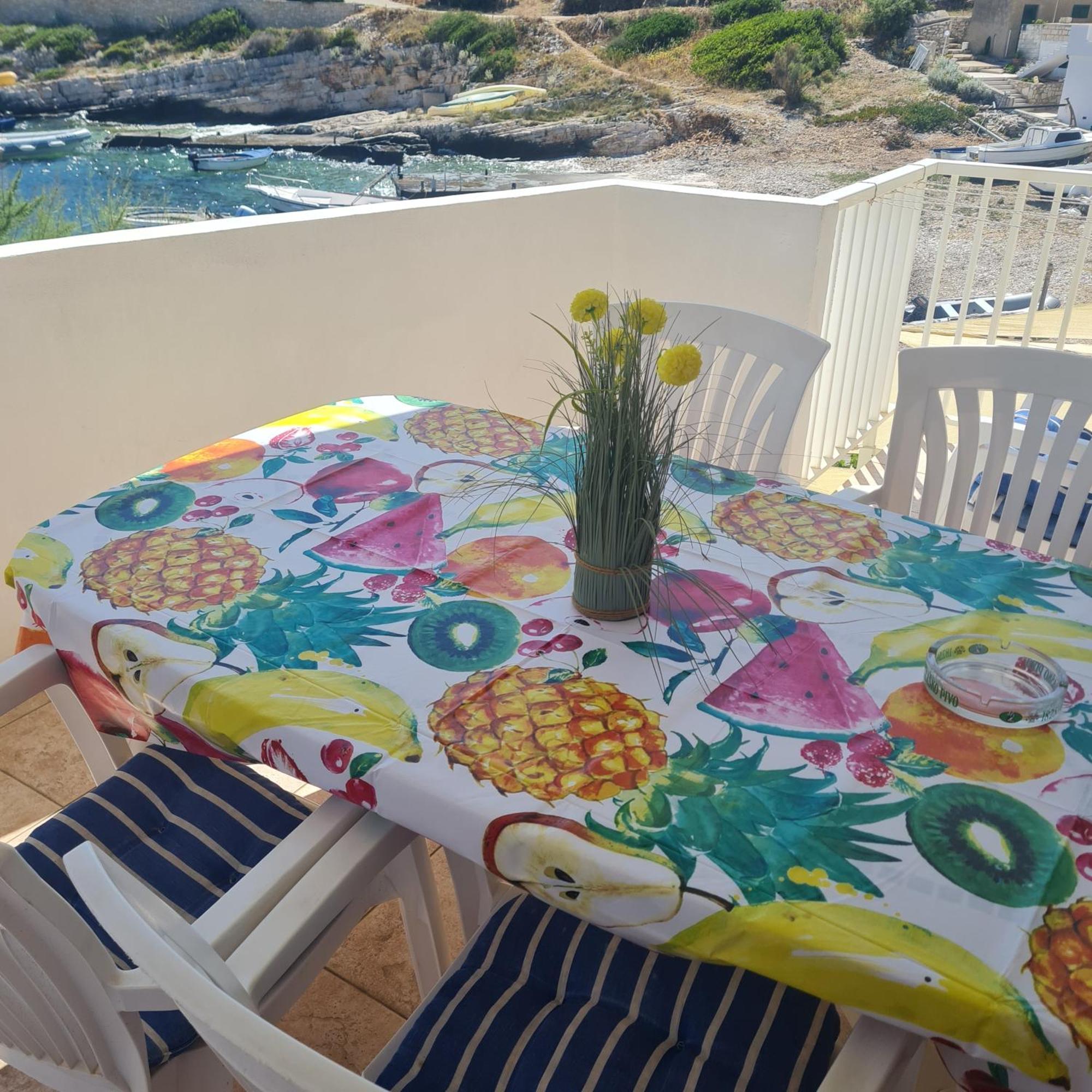 Apartment Karuza Rukavac Vis Rom bilde