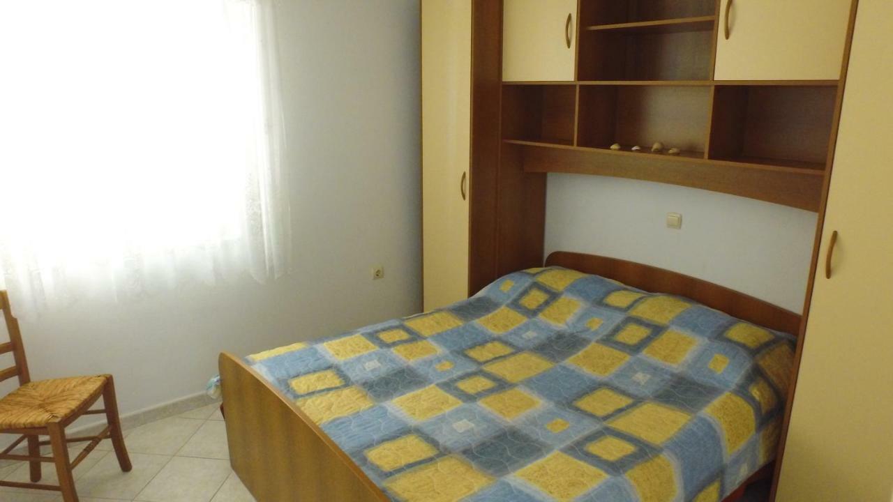Apartment Karuza Rukavac Vis Eksteriør bilde